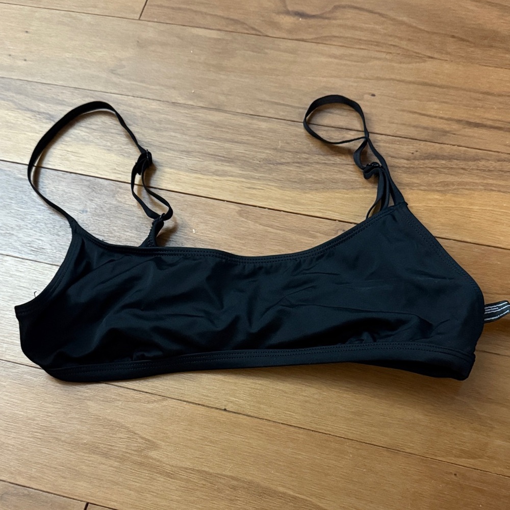 Out From Under Urban Outfitters Black Women's Bikini Top Size M! NWOT!
